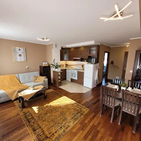 公寓 Tytus Z Klimatyzacja, Bezplatnym Parkingiem I Stacja Ev Ac 3,5kw *