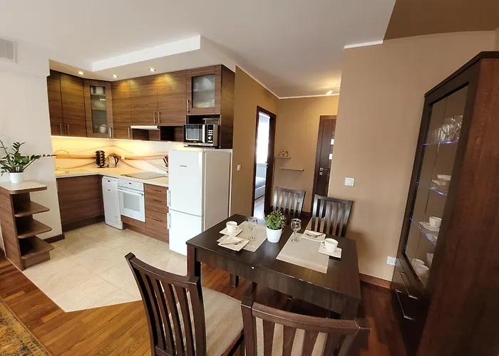 Tytus Z Klimatyzacja, Bezplatnym Parkingiem I Stacja Ev Ac 3,5kw Apartman